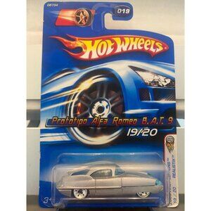 Hot Wheels Prototipo Alfa Romeo B.A.T. 9 2005 First Editions 19/20 Realistix